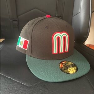México New Era Black and Green Fitted Hat